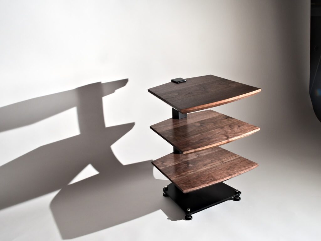 Tahuhu Audio Rack Audiophile System Detail