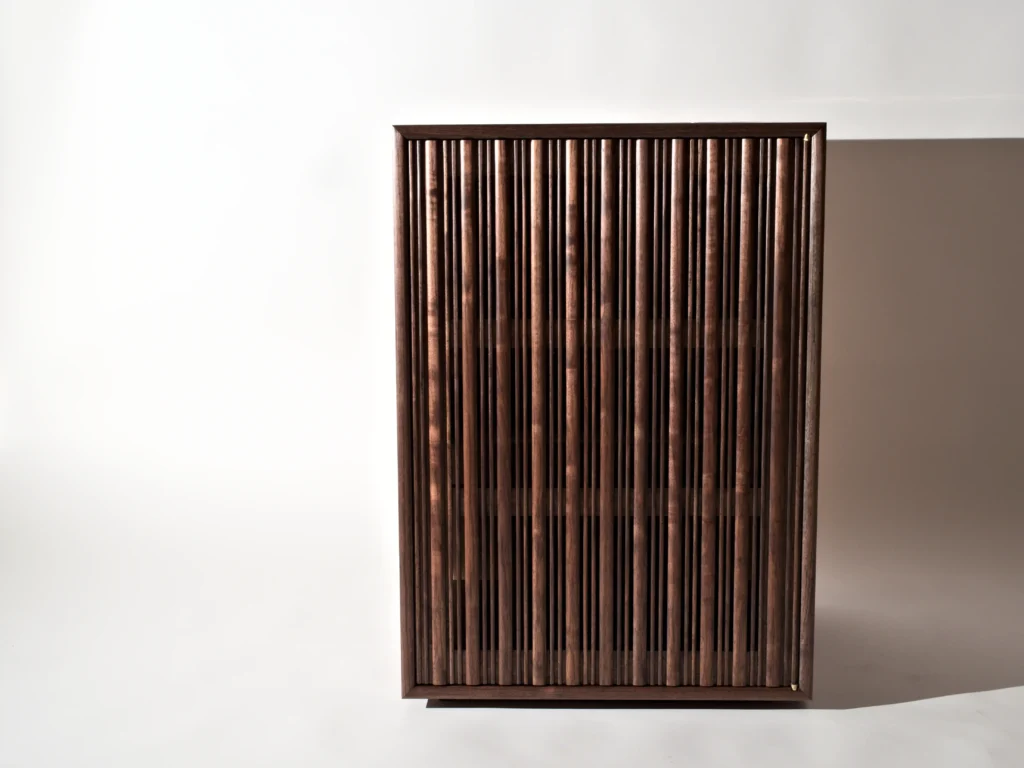 Motu Hifi Audiophile Cabinet Front View