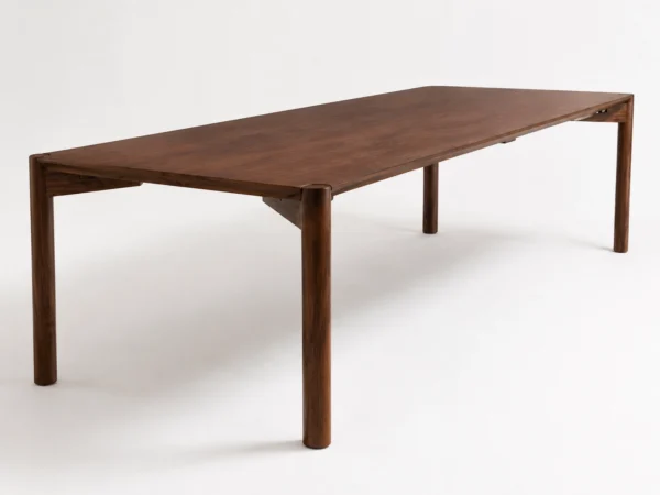 Elara Blackwood Dining Handcrafted